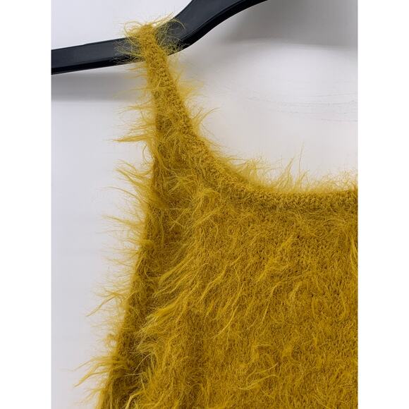KIMCHI BLUE Women’s Yellow Fuzzy Halter Spaghetti Strap Crop Top SZ S - Picture 5 of 10